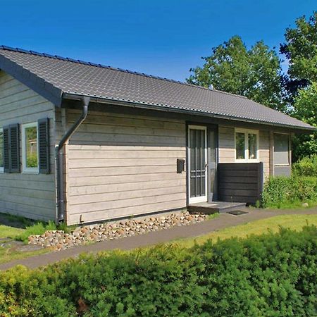 Blockhaus Mit Parkplatz Vor Der Ha Vila Damp Exterior foto