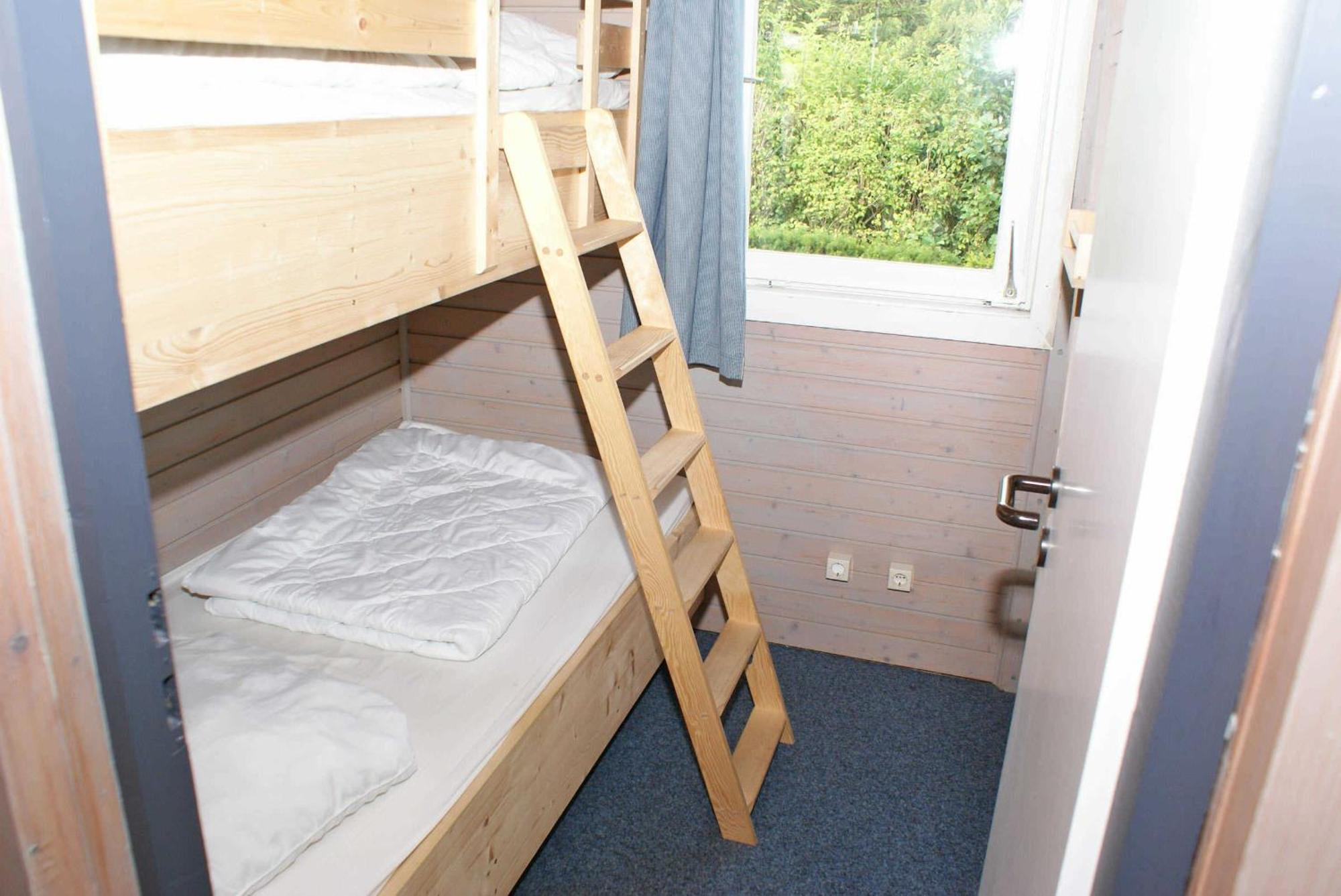 Blockhaus Mit Parkplatz Vor Der Ha Vila Damp Exterior foto